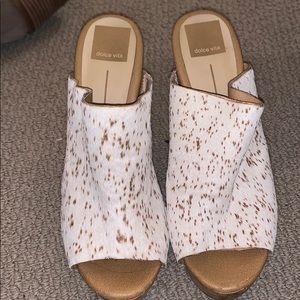 Dolce Vita Antelope printed wedges